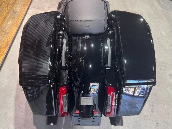 2025 Harley-davidson FLHX STREET GLIDE (117) Vivid Black