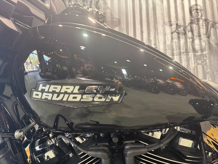 2025 Harley-davidson FLHX STREET GLIDE (117) Vivid Black