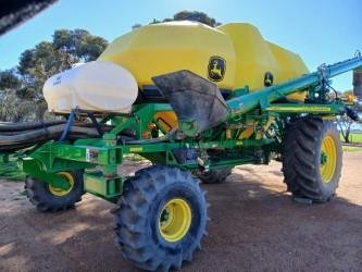 2018 John Deere 1910