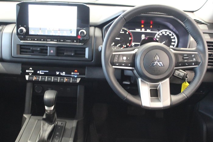 2025 Mitsubishi Triton GLX-R