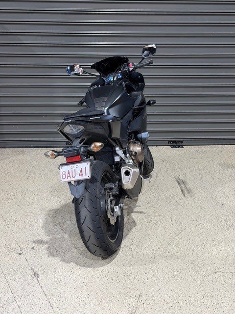 2017 Honda CBR500R BLACK