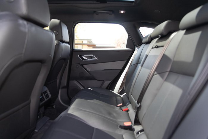 2024 Land Rover Range Rover Velar P250 Dynamic SE