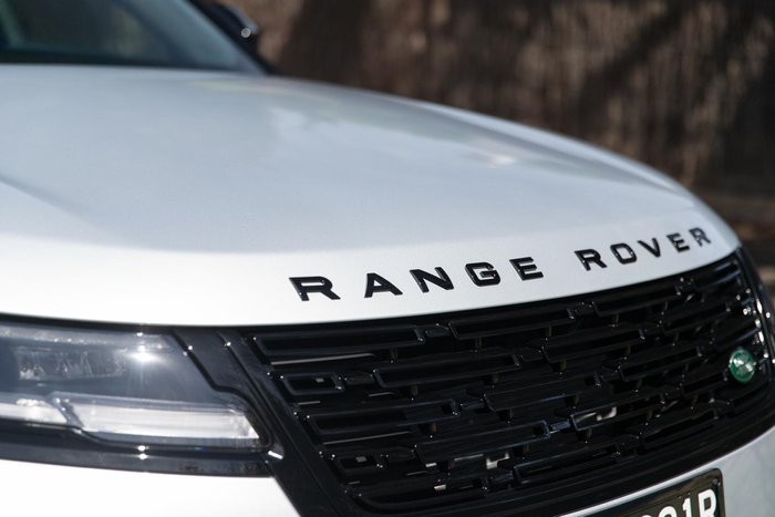 2024 Land Rover Range Rover Velar P250 Dynamic SE