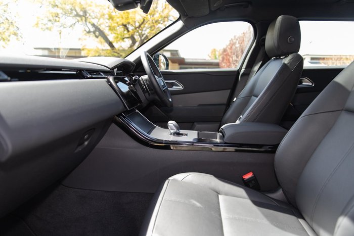 2024 Land Rover Range Rover Velar P250 Dynamic SE