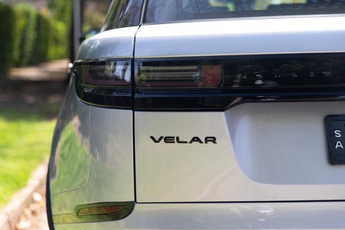 2024 Land Rover Range Rover Velar P250 Dynamic SE