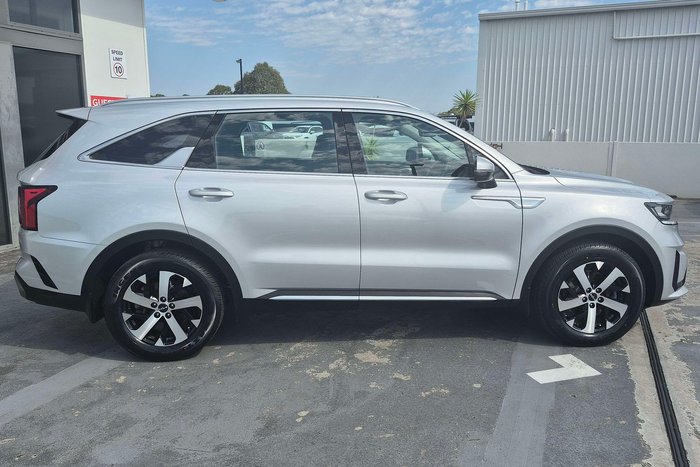 2022 Kia Sorento Sport