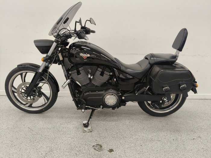 2015 VICTORY VEGAS 8-BALL Black