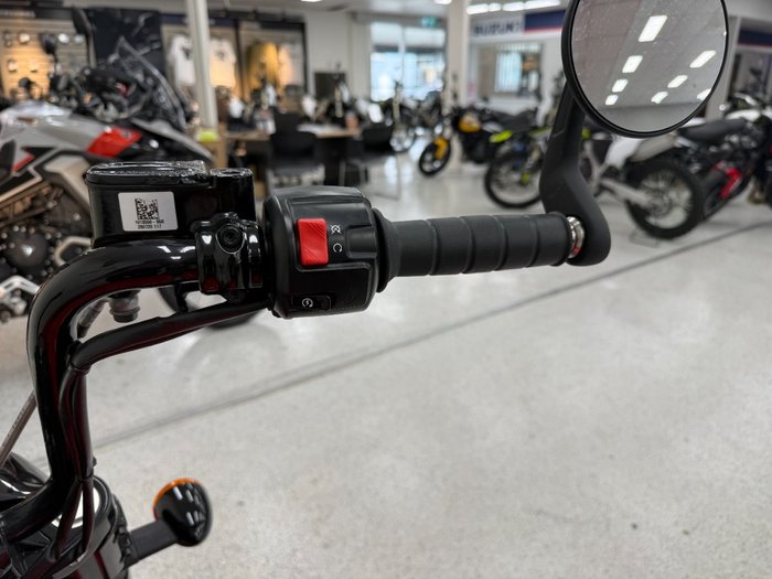 2021 INDIAN SCOUT BOBBER Red