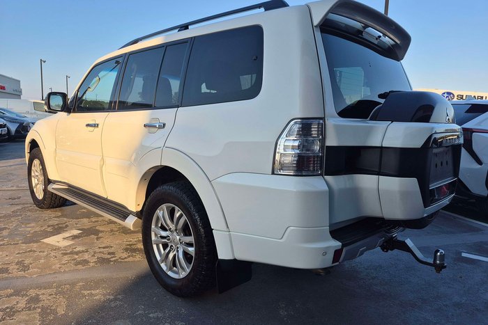 2015 Mitsubishi Pajero GLS