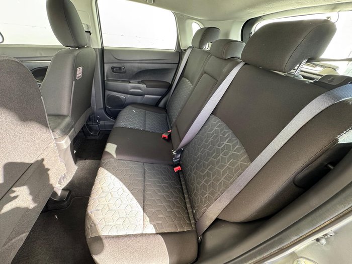 2021 Mitsubishi ASX ES