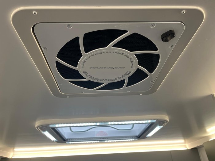 2025 New Age Caravans Desert Rose Dr18e