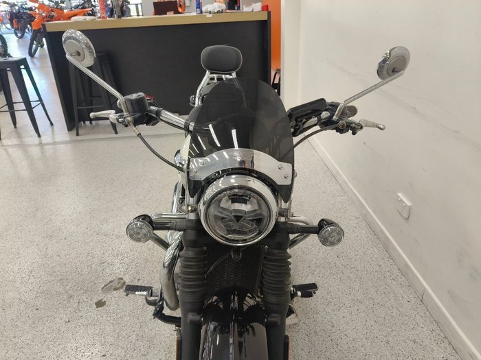 2018 Triumph BONNEVILLE SPEEDMASTER Black