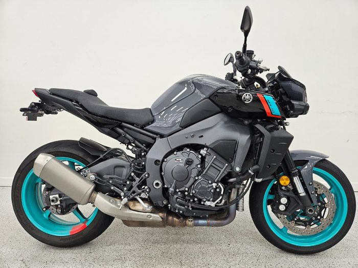2023 YAMAHA MT-10A Black