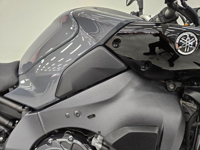 2023 YAMAHA MT-10A Black