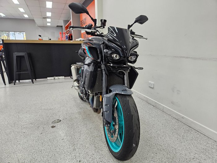 2023 YAMAHA MT-10A Black