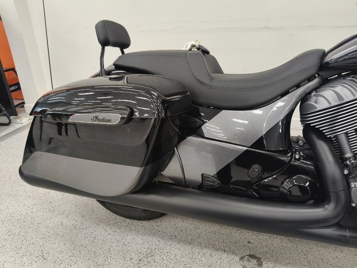 2022 INDIAN CHALLENGER ELITE Black
