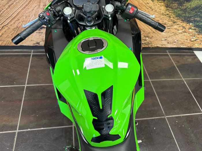 2025 Kawasaki 2025 Kawasaki 500CC Ninja 500 SE LAMS GREEN