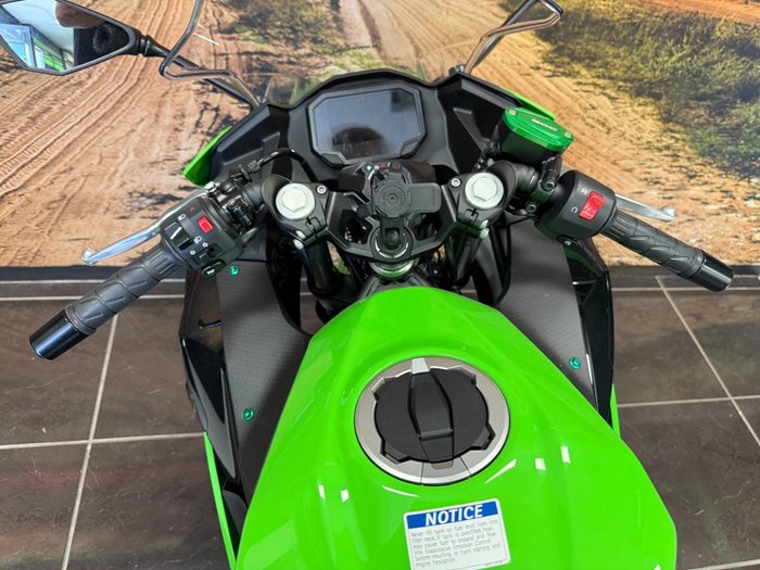 2025 Kawasaki 2025 Kawasaki 500CC Ninja 500 SE LAMS GREEN