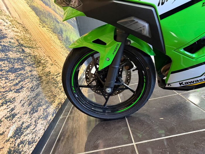 2025 Kawasaki 2025 Kawasaki 500CC Ninja 500 SE LAMS GREEN