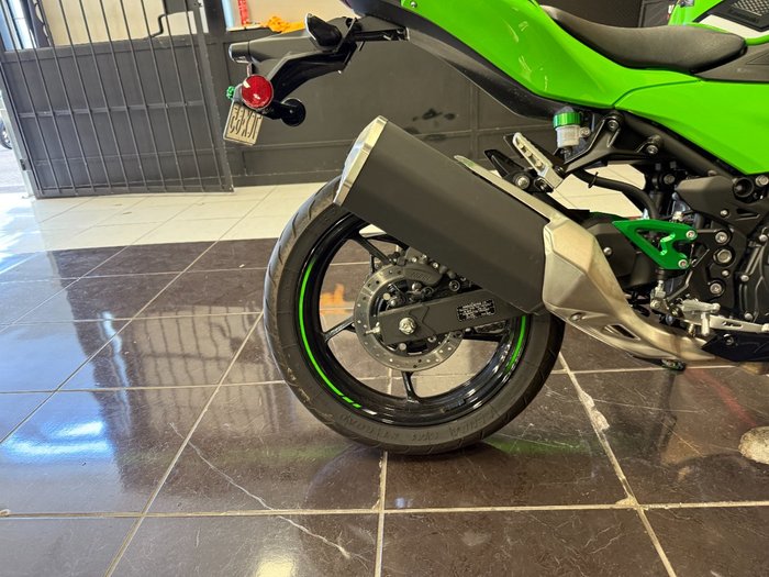 2025 Kawasaki 2025 Kawasaki 500CC Ninja 500 SE LAMS GREEN
