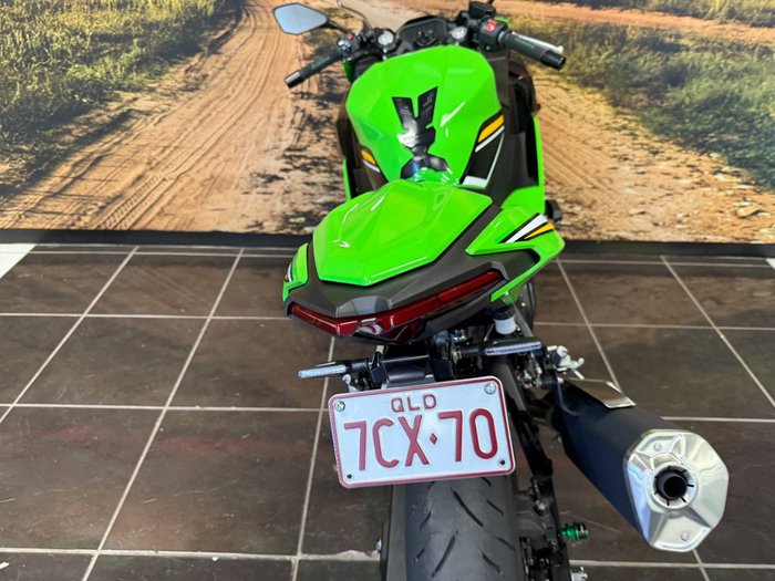 2025 Kawasaki 2025 Kawasaki 500CC Ninja 500 SE LAMS GREEN