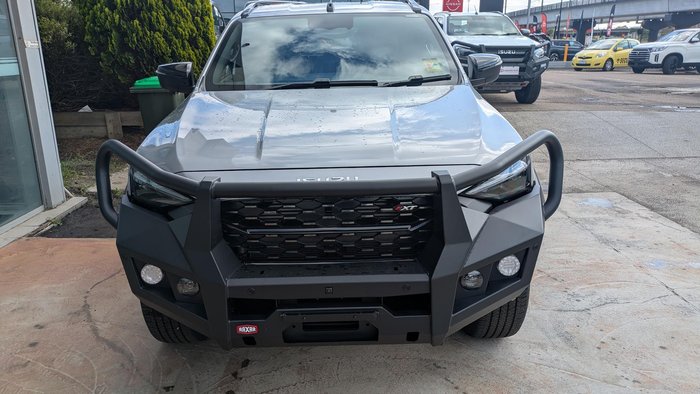 2025 Isuzu MU-X X-TERRAIN