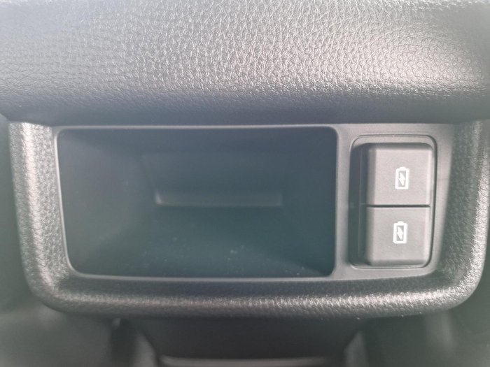 2025 Isuzu MU-X X-TERRAIN