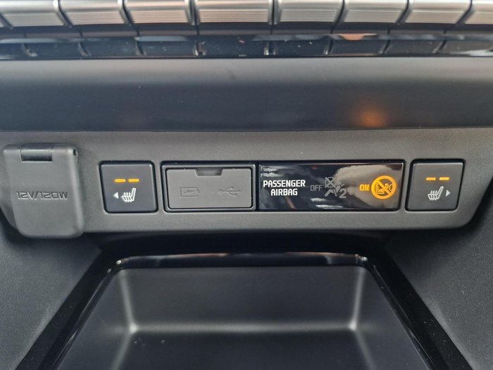 2025 Isuzu MU-X X-TERRAIN