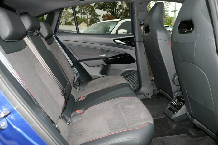 2024 Volkswagen ID.5 GTX