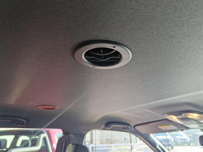 2025 Isuzu MU-X X-TERRAIN