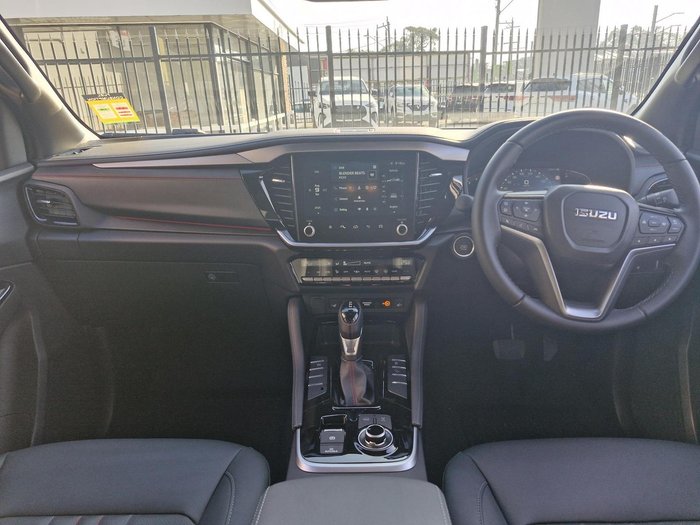 2025 Isuzu MU-X X-TERRAIN