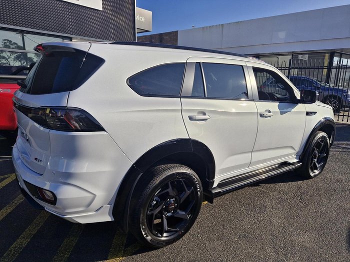 2025 Isuzu MU-X X-TERRAIN