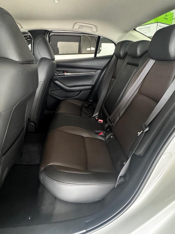 2024 Mazda 3 G25 GT
