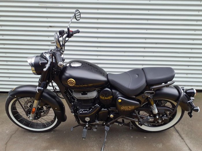 2025 Royal Enfield Goan Classic 350 Classic 350 Black