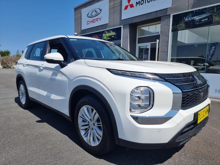 2023 Mitsubishi Outlander
