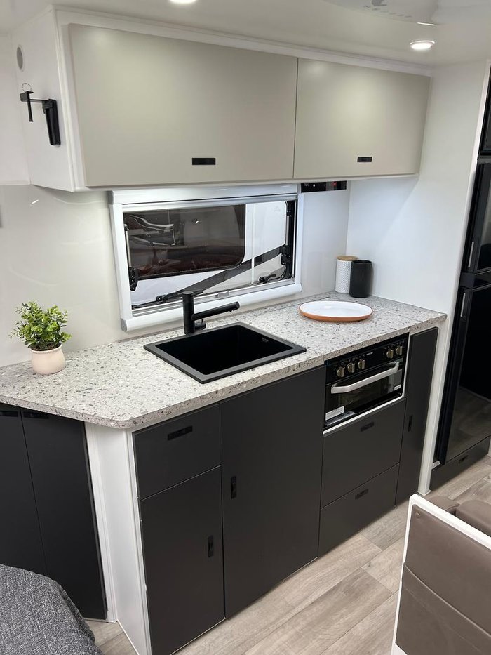 2025 Design RV Stryker 161-X