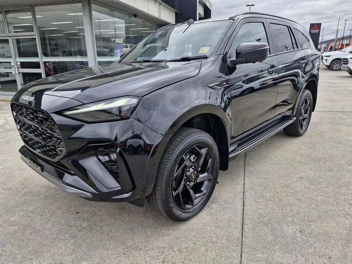 2025 Isuzu MU-X X-TERRAIN