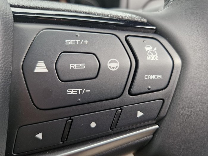 2025 Isuzu MU-X X-TERRAIN