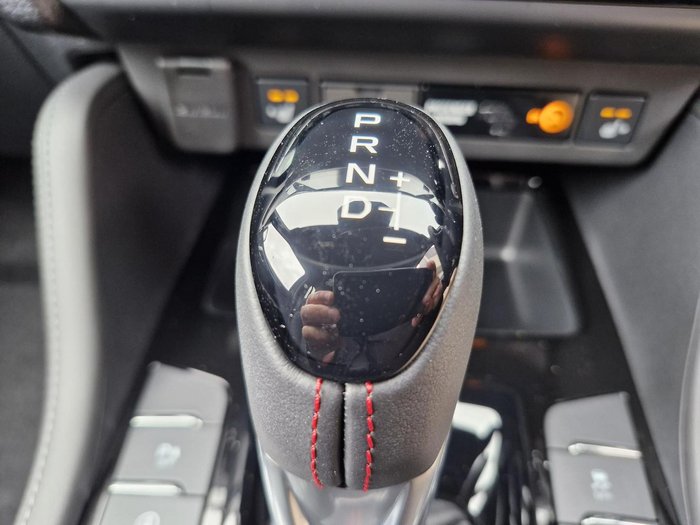 2025 Isuzu MU-X X-TERRAIN