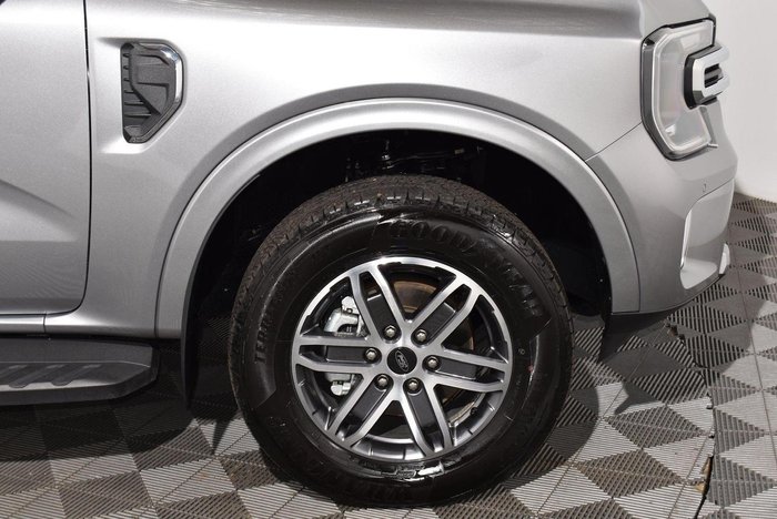 2025 Ford Everest Trend