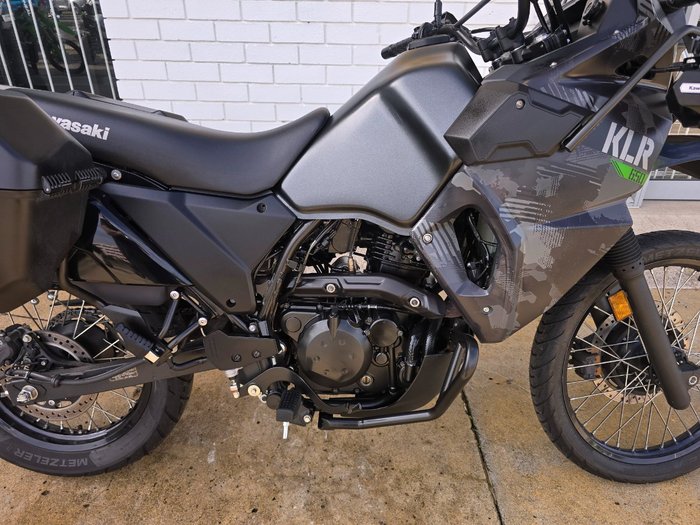 2022 Kawasaki KLR650 (KL650) ADVENTURE GRAYSTONE/FURNACE ORANGE