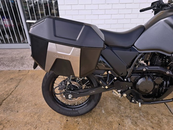 2022 Kawasaki KLR650 (KL650) ADVENTURE GRAYSTONE/FURNACE ORANGE