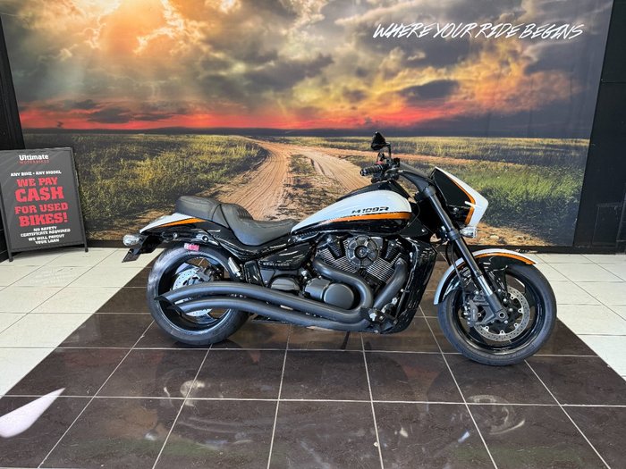 2020 Suzuki VZR 1800 BOULEVARD (M109R) WHITE