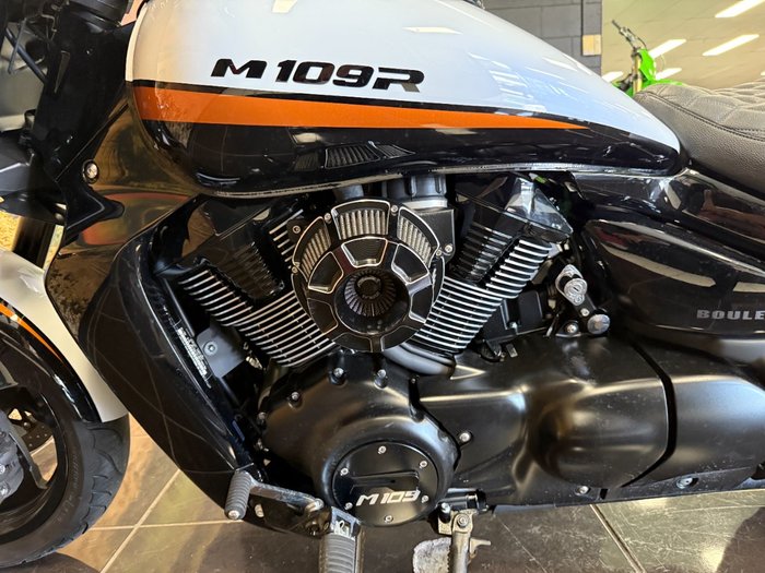 2020 Suzuki VZR 1800 BOULEVARD (M109R) WHITE