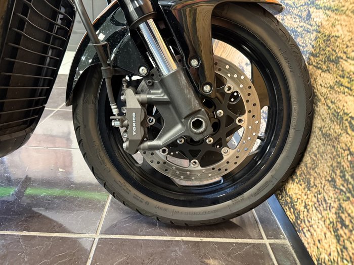 2020 Suzuki VZR 1800 BOULEVARD (M109R) WHITE