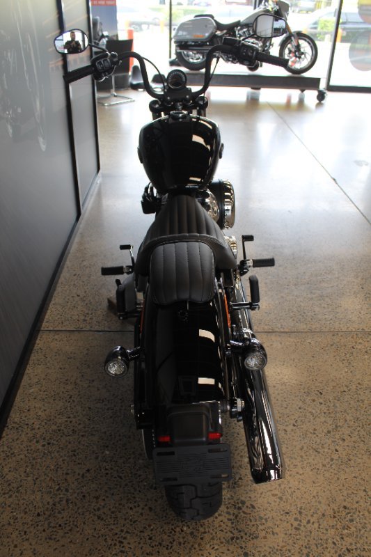 2025 Harley-davidson FXBB STREET BOB (117) VIVID BLACK