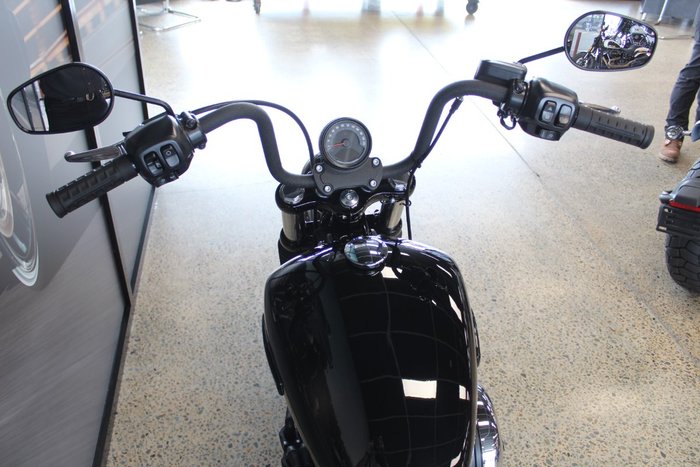 2025 Harley-davidson FXBB STREET BOB (117) VIVID BLACK