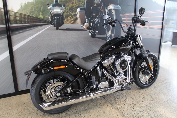 2025 Harley-davidson FXBB STREET BOB (117) VIVID BLACK