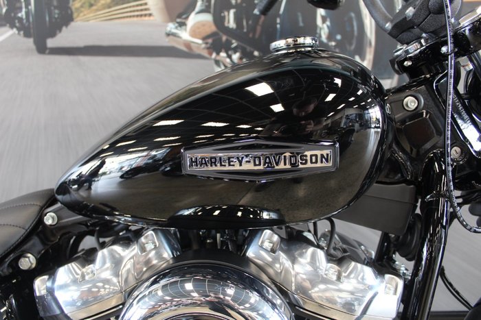 2025 Harley-davidson FXBB STREET BOB (117) VIVID BLACK