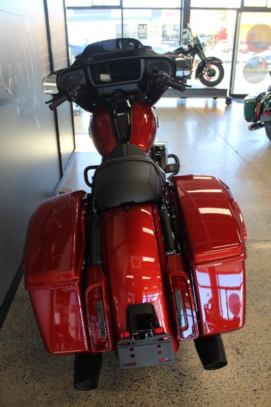 2025 Harley-davidson FLHX STREET GLIDE (117) WHISKEY FIRE